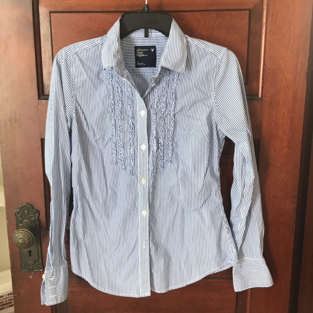 American Eagle Button Down